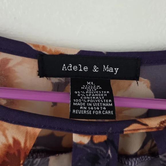 Adele & May Floral Top - Picture 2 of 4